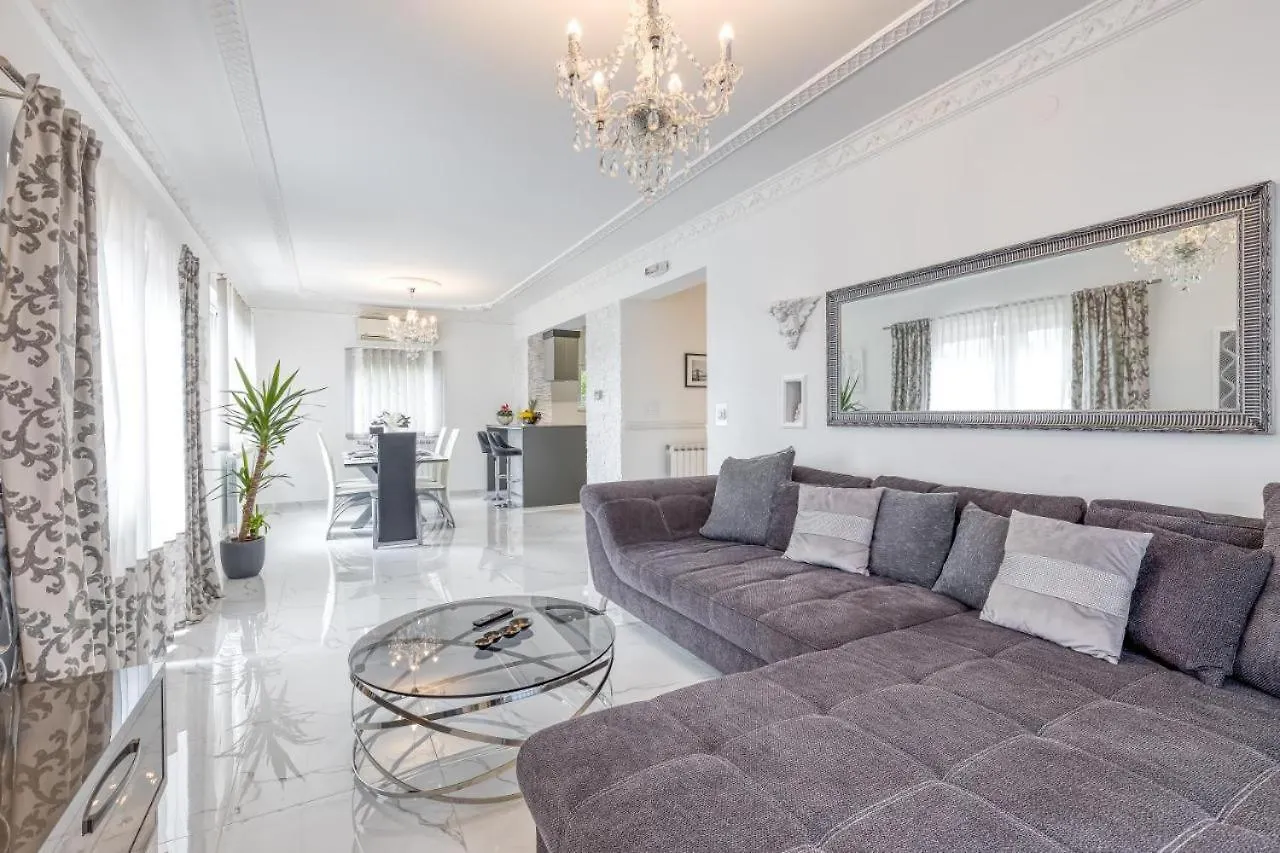 Apartman Ivan Pobri Apartment Opatija